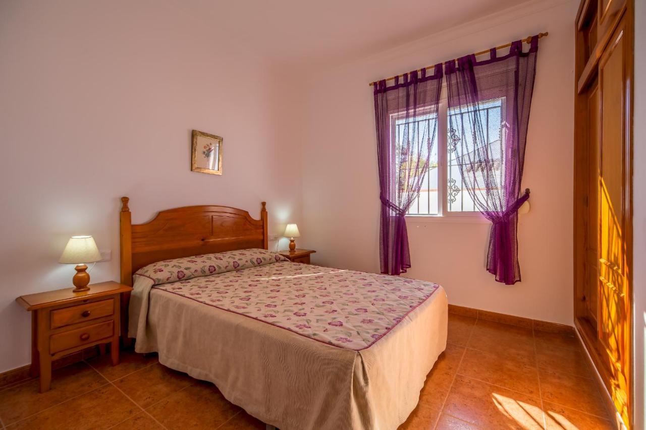 Chalet Pedro I โกนิล เด ลาฟรอนเตรา ภายนอก รูปภาพ