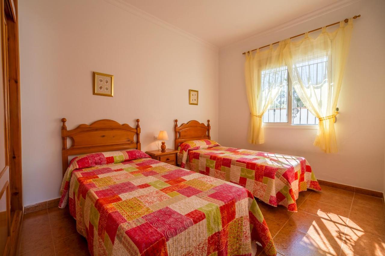 Chalet Pedro I โกนิล เด ลาฟรอนเตรา ภายนอก รูปภาพ